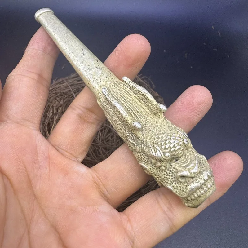 Portable Dragon Head Cigarette Holder, Vintage Handcrafted Smoking Accessory for Daily Carry