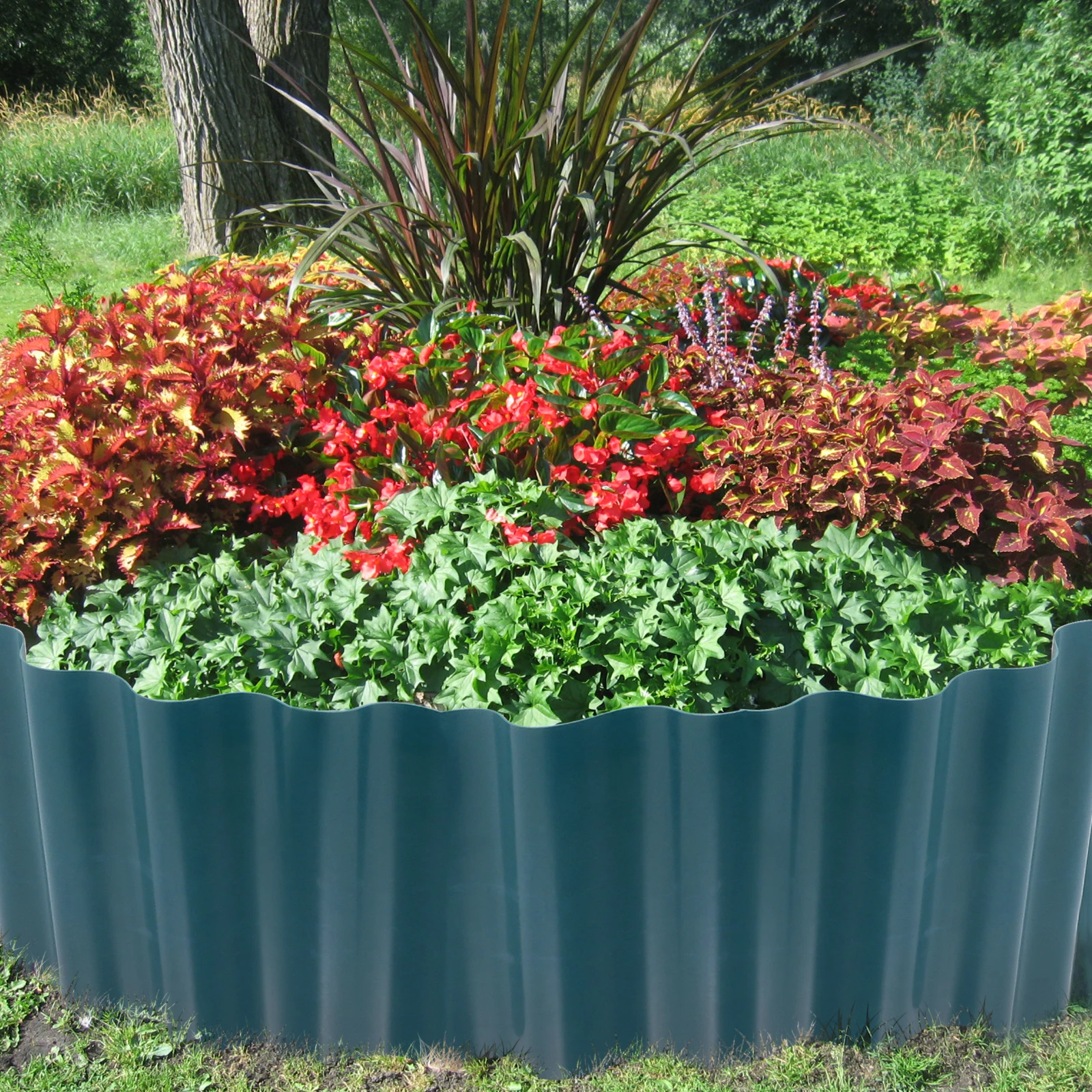 

Plastic Lawn Edging Border for Garden Fence Decorative Landscaping Edger High Quality Weather Resistant Unique Design Easy