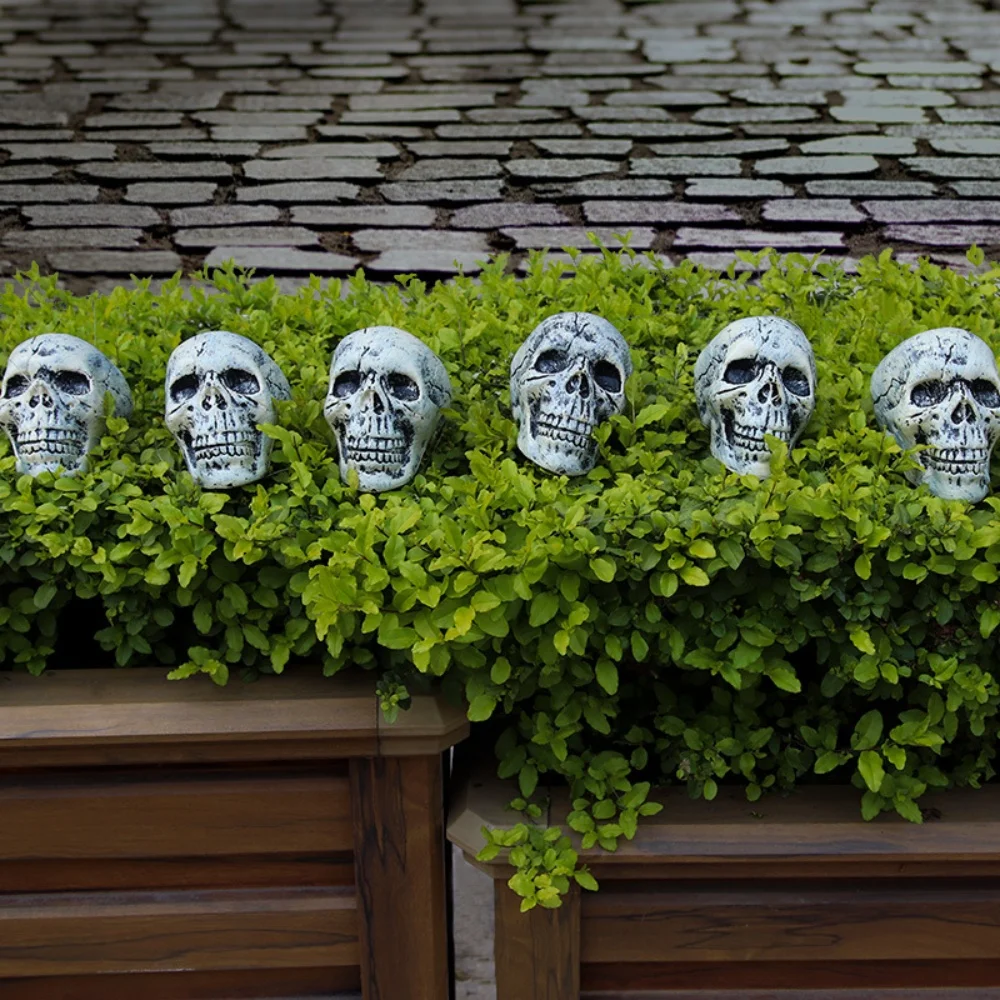 【Decoración de calavera de Halloween】 Réplica de calavera de hombre aterrador Casa fantasma y patio Accesorio de terror Adorno de cabeza de calavera y decoración colgante