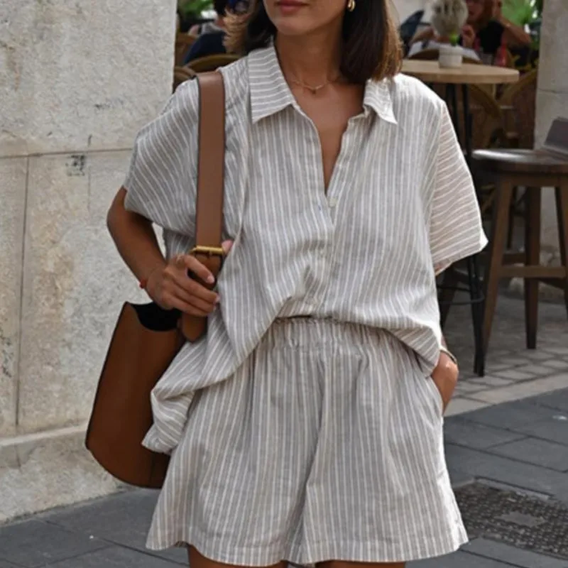 

Chic Lady Summer Set 2025 Fashion V-neck Lapel Half Sleeve Shirt Striped Short Set Casual Loose High Street Outfit 2 Piece Suit