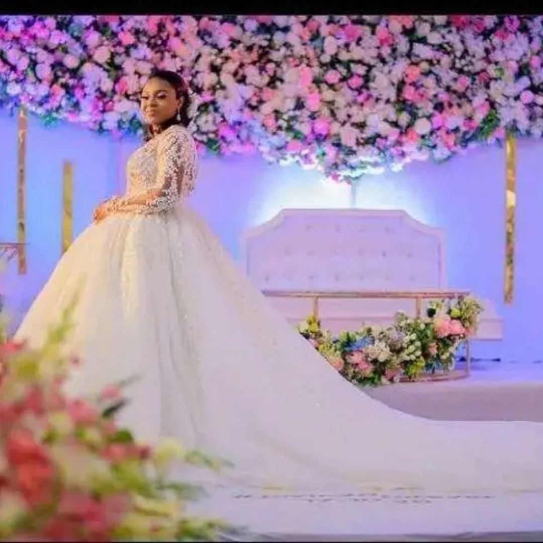 2026 فاخر ومثير مطرز كاتدرائية الزفاف الدانتيل صائق حجم كبير فستان الإمبراطورية الكرة فستان الزفاف التخصيص #3