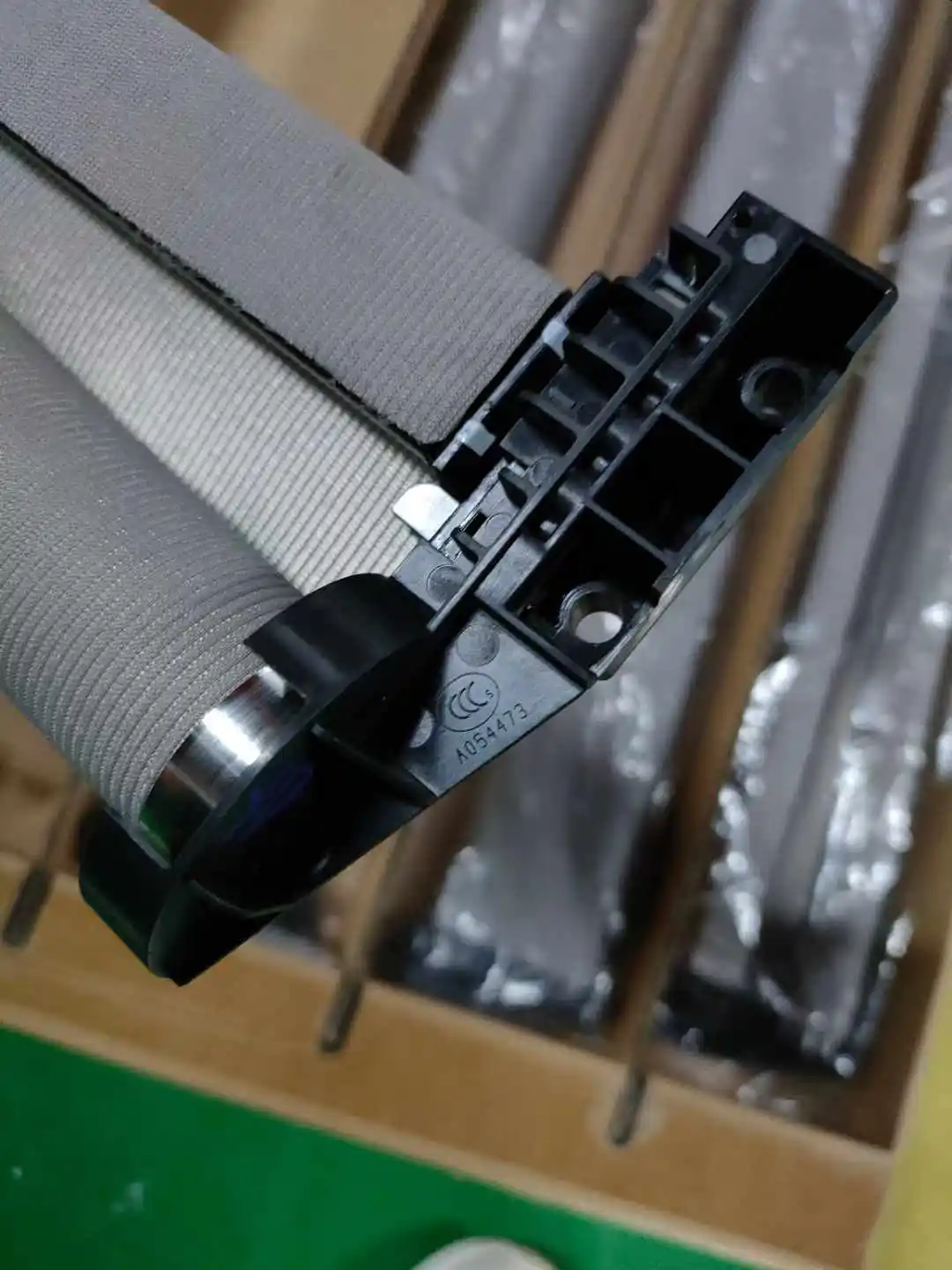 Оригинальный заводской GenuineW X1 F49 F45, люк на крыше, навес на крыше, бежевый, серый, черный, пластиковая модель 54107391797