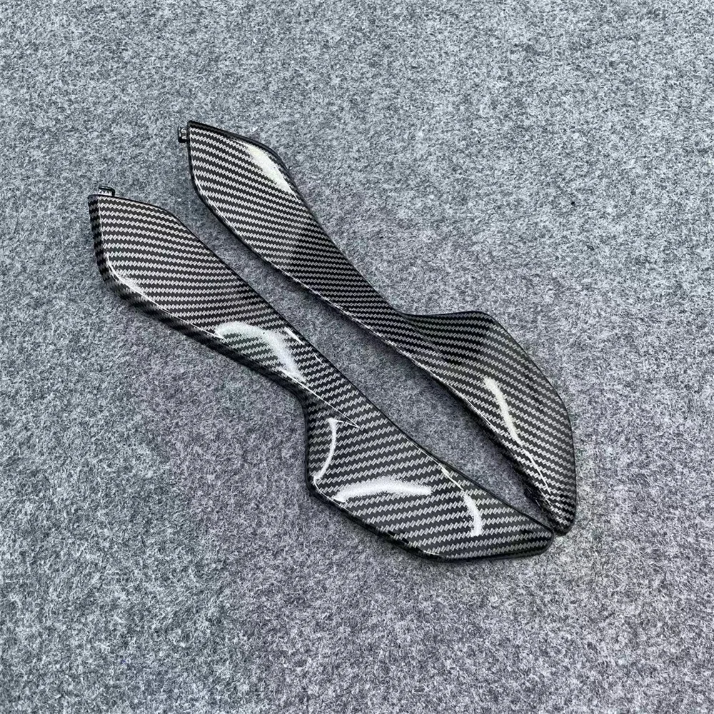 Motorcycle fairing CBR1000RR 04 05 06 07 2004 2005 2006 2007 Fuel tank long small plate Fuel tank guard plate Carbon fiber paint