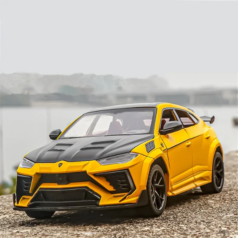 

1:24 URUS Bison SUV, модель спортивного автомобиля из сплава, литье под давлением, модифицированные металлические автомобили, модель автомобиля, имитация звука и света, игрушки, подарки