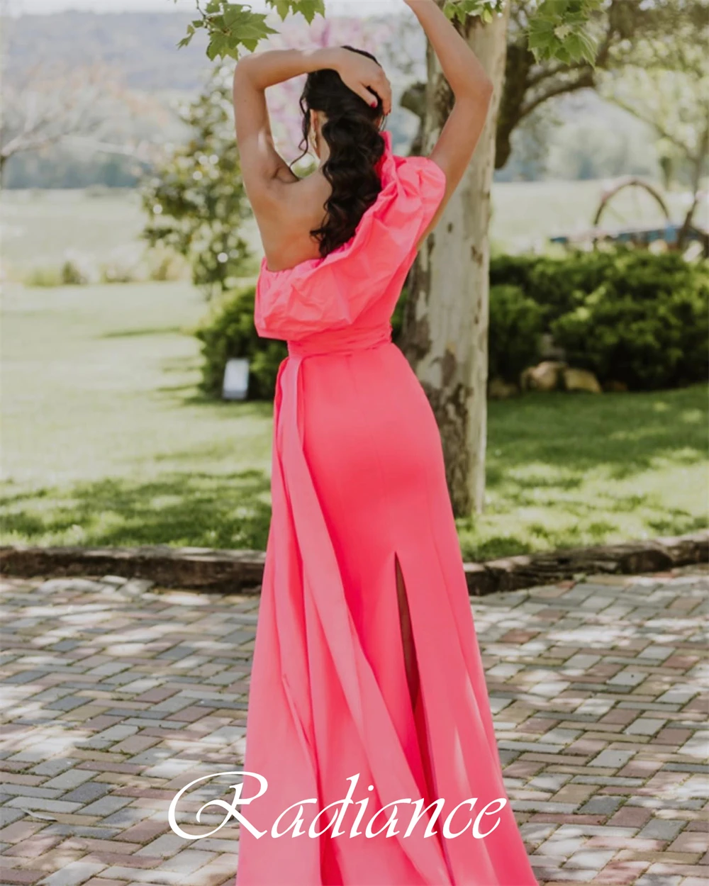 ที่กําหนดเองสง่างามหนึ่งไหล่ Ruched ชุดราตรีอารมณ์ริบบิ้นชุดที่ละเอียดอ่อน Mermaid Back Slit Celeb