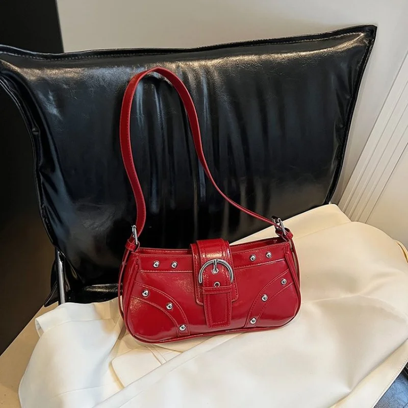 

Fashionable Women's Tote Bag Crafted From Fine Leather Featuring Famous Designer Inspired And Casual Vintage Look ​