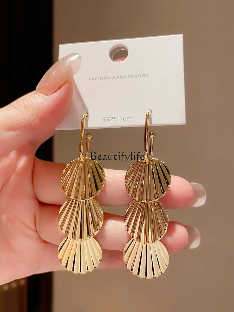 

Retro Long Metal Earrings, Cold Style, Exaggerating Temperament, High-Grade