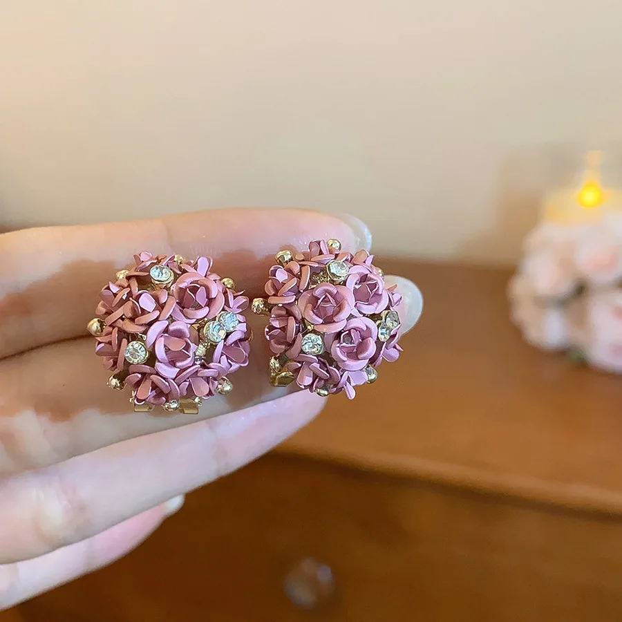 الحلو نمط ثلاثي الأبعاد العنقودية زهرة القرط للنساء رائعة حجر الراين وأقراط الزفاف حفل زفاف مجوهرات ث