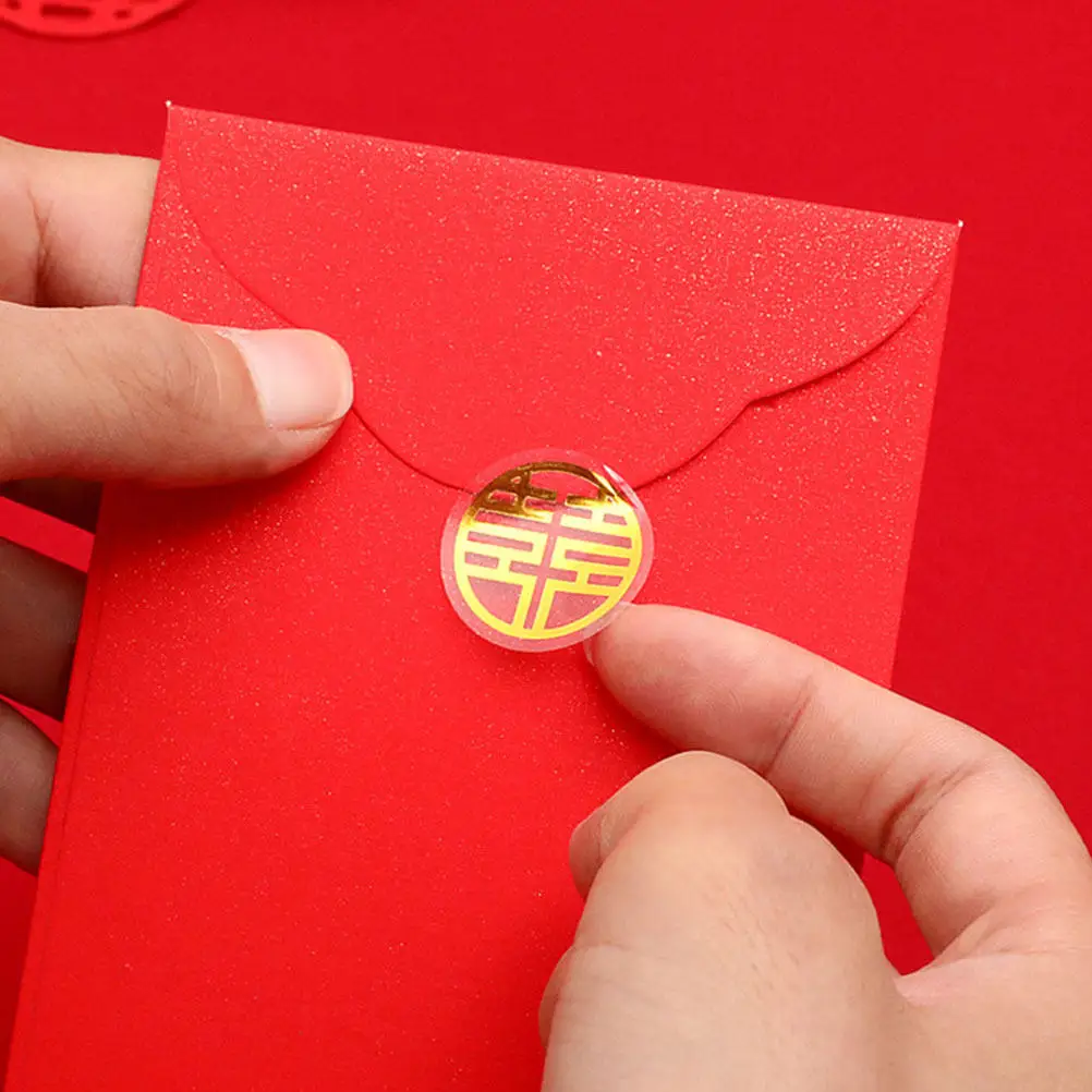

2 Rolls Cute Hi Word Stickers Festive Design Red Envelope Sugar Box Decoration Wedding Room Party Packaging Accessories