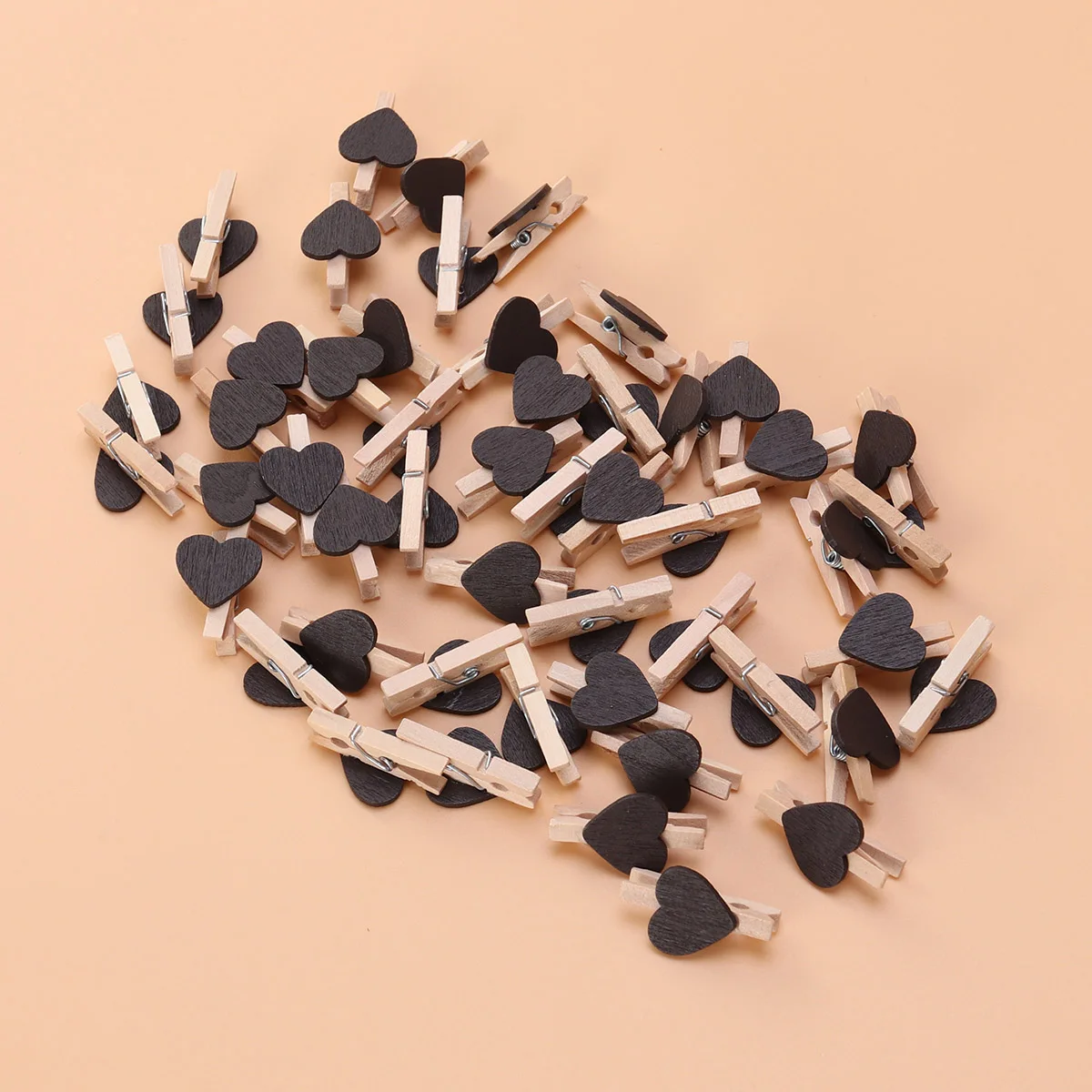 

50Pcs Heart Photo Clips Mini Wood Little Clips for Hanging Photos Paintings DIY Craft Decoration Room Store