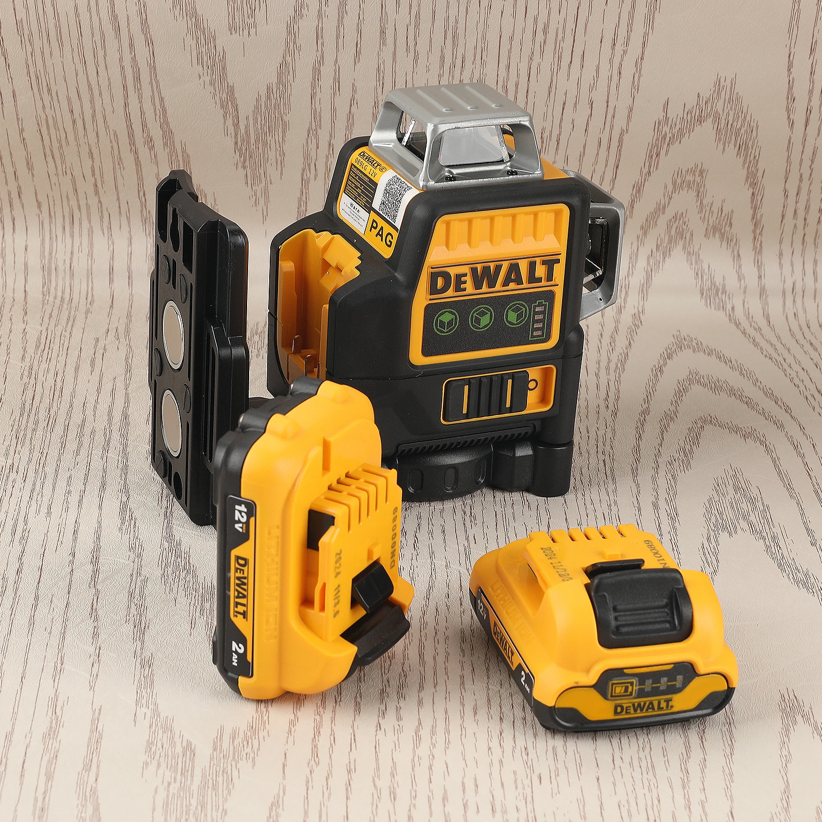 DEWALT DW089LG 3 الجانبين * 360 درجة مقياس الليزر العمودي في الهواء الطلق المستوى الذاتي التسوية الأخضر شعاع الليزر 12 فولت بطارية ليثيوم أيون الليزر