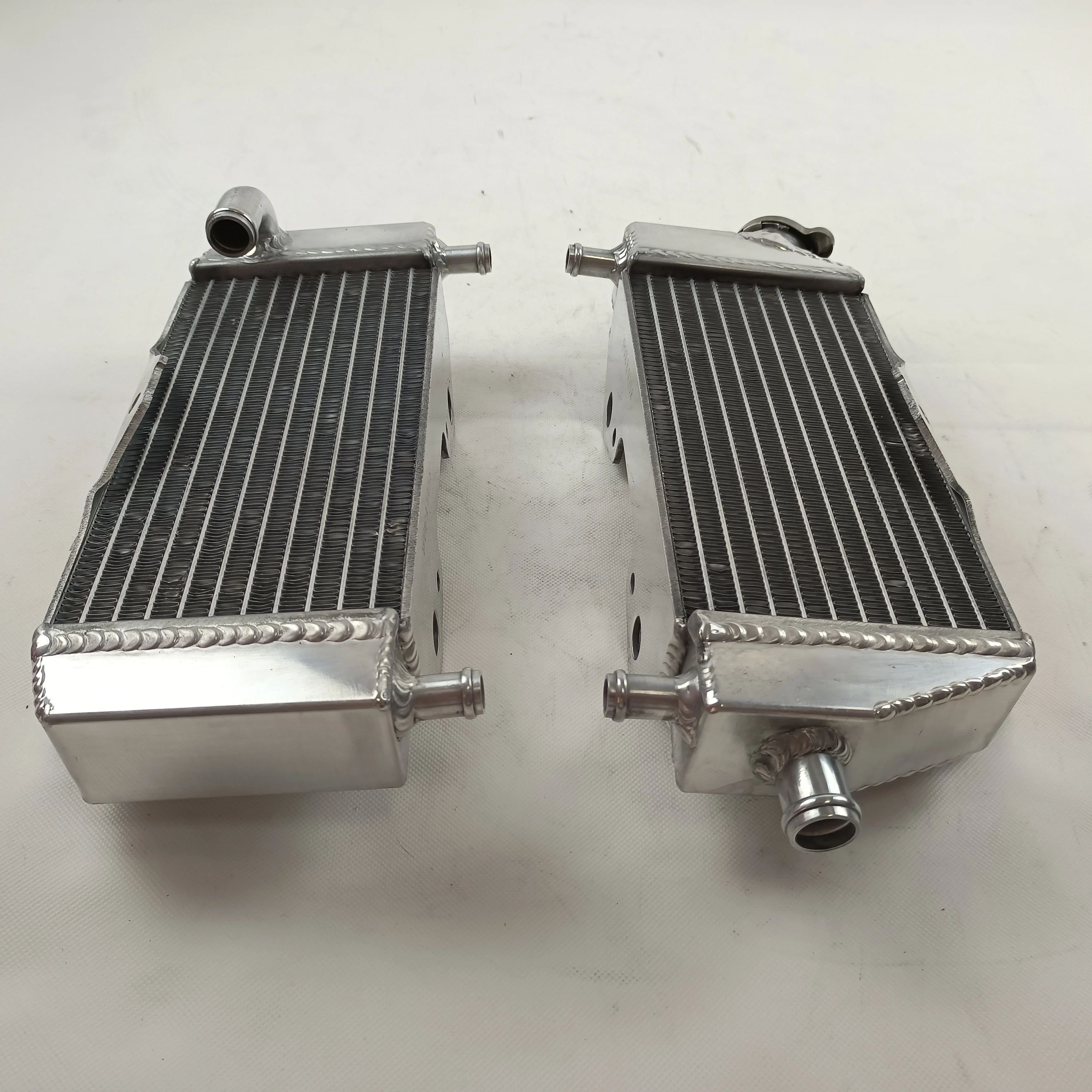 

For 2003 2004 Kawasaki KX250 KX 250 Aluminum Radiator Cooler Cooling Coolant