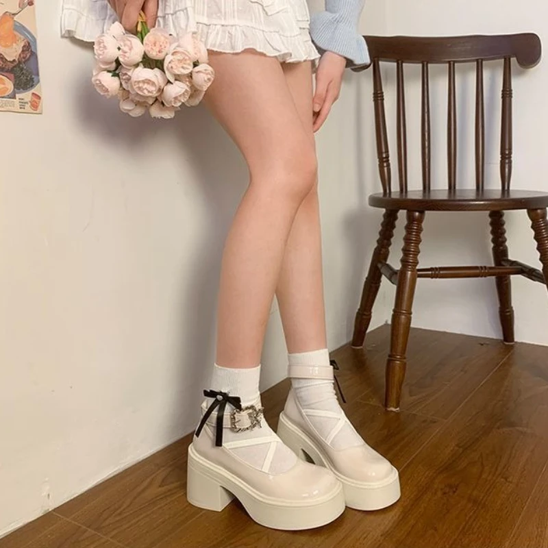 

Винтажные женские кожаные туфли на платформе с лифтом и толстой подошвой, новинка 2023 года, летние слипоны с круглым носком Мэри Джейн, белый цвет