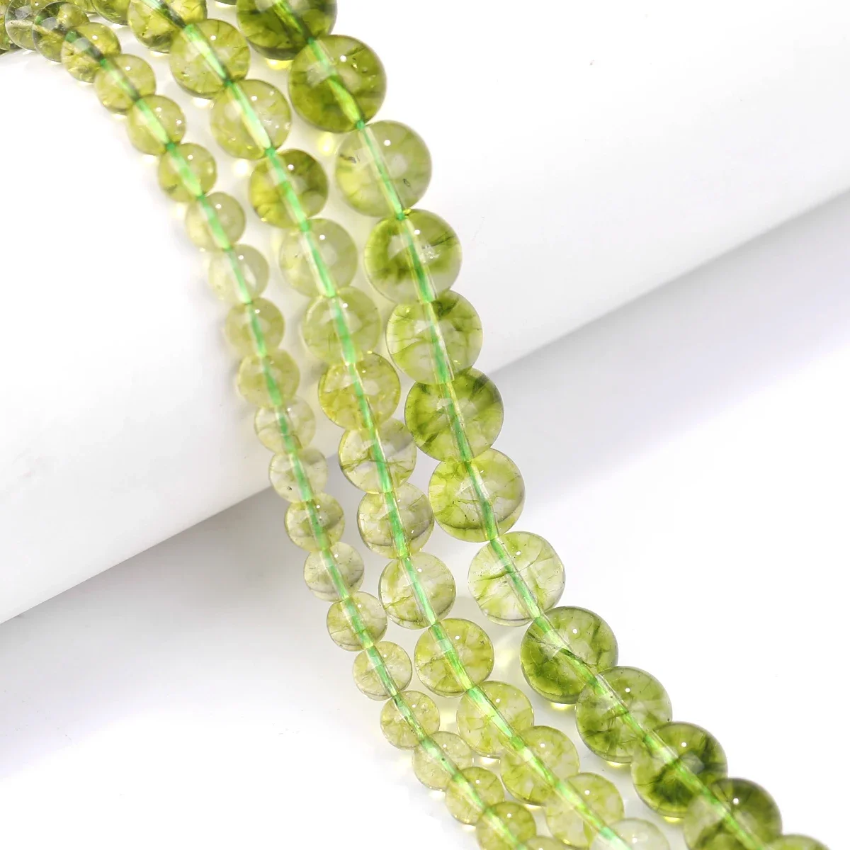 حبات كريستال خضراء مستديرة فضفاض خزر عازل لصنع المجوهرات سوار ذاتي الصنع إكسسوارات عقد