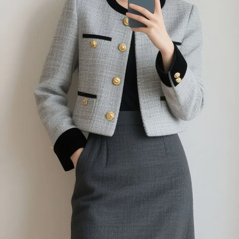 Elegant Fashionable Short Coat Top for Women Autumn Spring Outerwear Polyester Fiber Trendy Style Compact Size Ladies Jacket