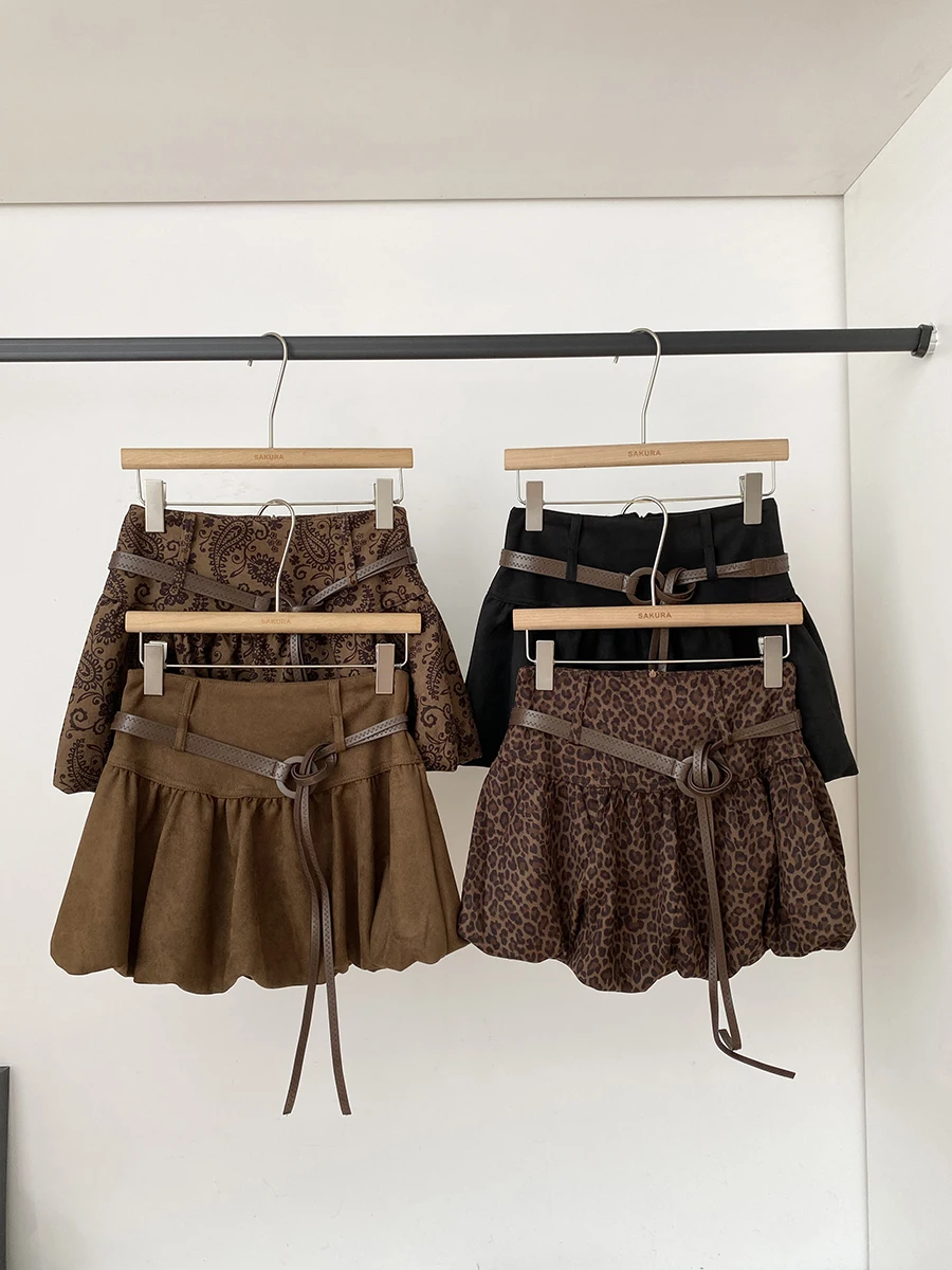 

Fall 2025 High Waist Slim Fit Leopard Print Flower Bud Short Skirt Women's Fashionable Vintage American Style Commute Polyest...