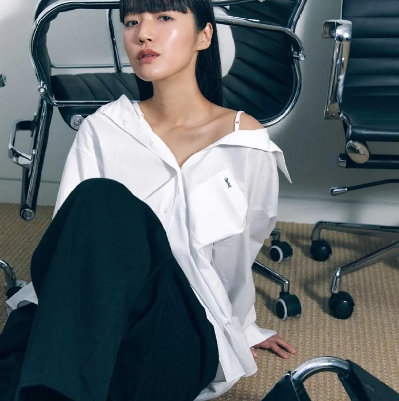 تحرير كوي! عارضة فضفاضة تصميم اللون النقي طوق irt أعلى التعرض الكتف الربيع الصيف المرأة Faion قسط irt