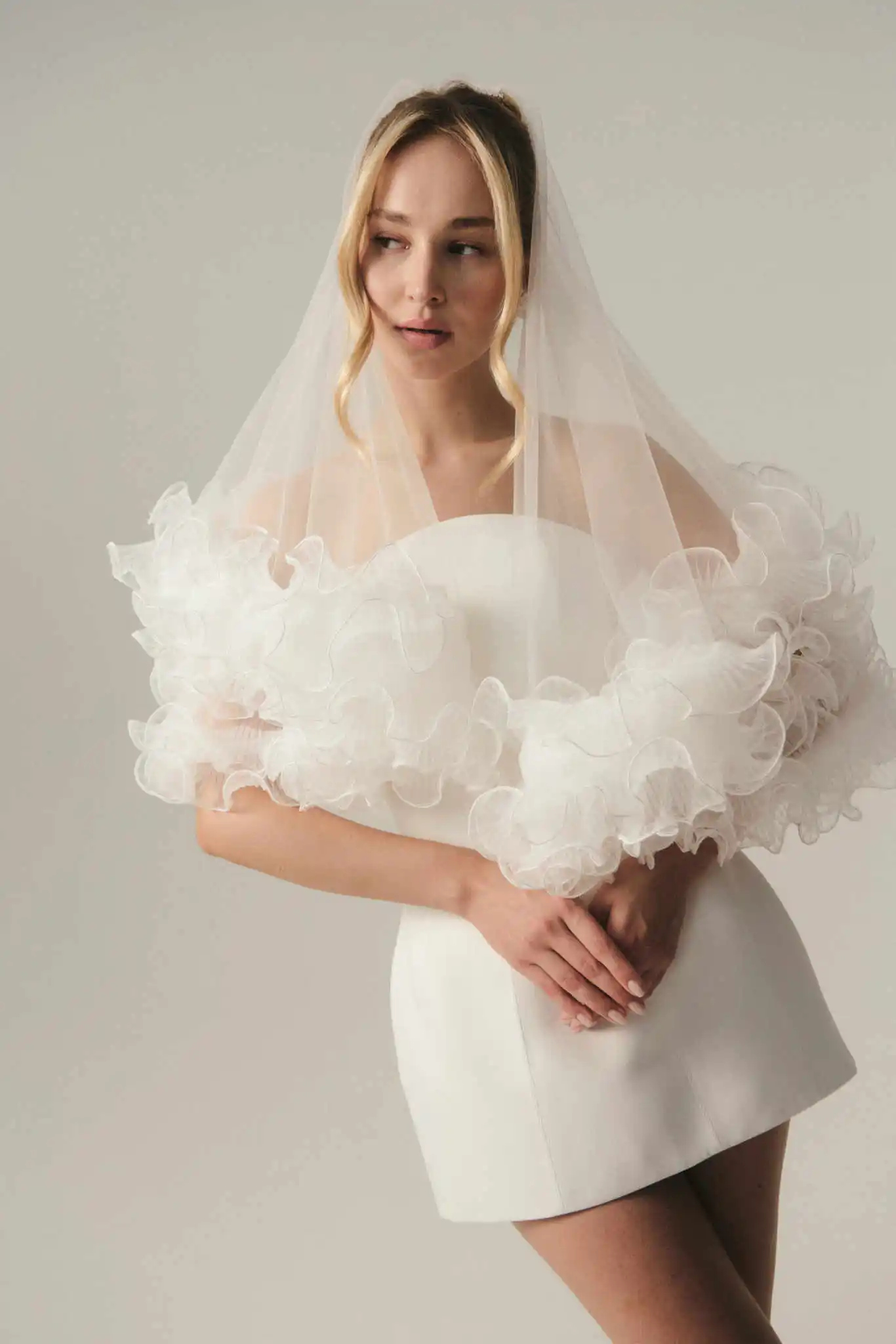 Sweet Wedding Veil With Comb Pleats Two Layer White Ivory  Bridal Veils Elbow Length Bride Accessories Customized