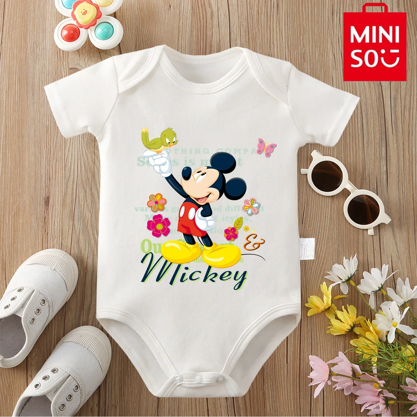 

Микки Маус MINISO и Дисней, совместная подпись, детская одежда из 100% хлопка, комбинезон, боди с милым мультяшным принтом для новорожденных от 0 до 12 месяцев