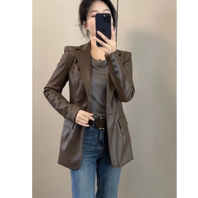 メイラードシニアセンスセレブスタイル外国風ソリッドカラーコート春爆発ファッション気質レザースーツ女性