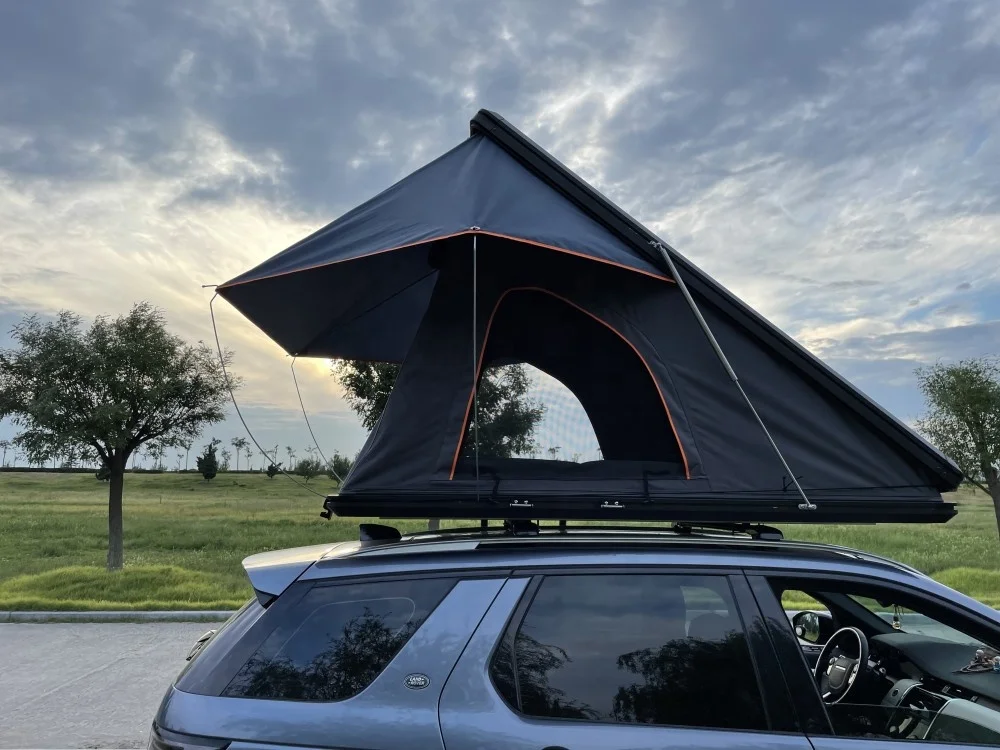 High Quality 4x4 Offload Camping Waterproof  Car Roof Tent Triangle Clam Shell Hard Shell Rooftop Tents