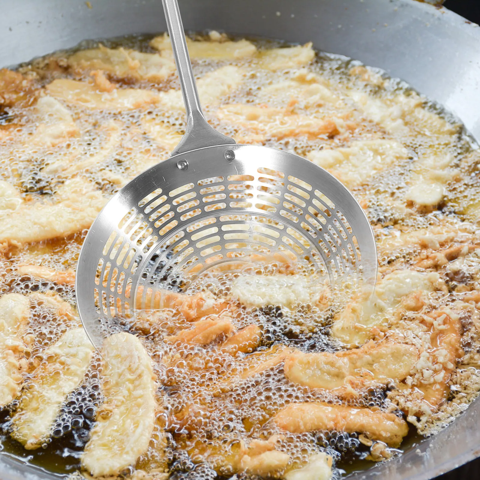 

Stainless Steel Slotted Scoop Rust Proof High Temperature Resistant Frying Oil Strainer For Noodles Fried Food Hot Pot