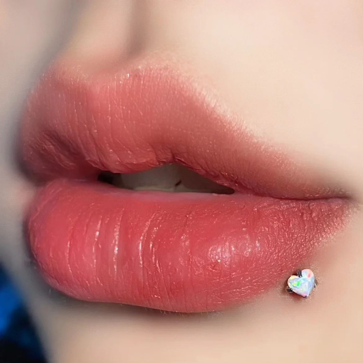 الفولاذ المقاوم للصدأ عبر الشفاه مسمار زخرفة الأذن العظام مسمار الأذن مسمار الأزياء اللسان مسمار ثقب الجسم