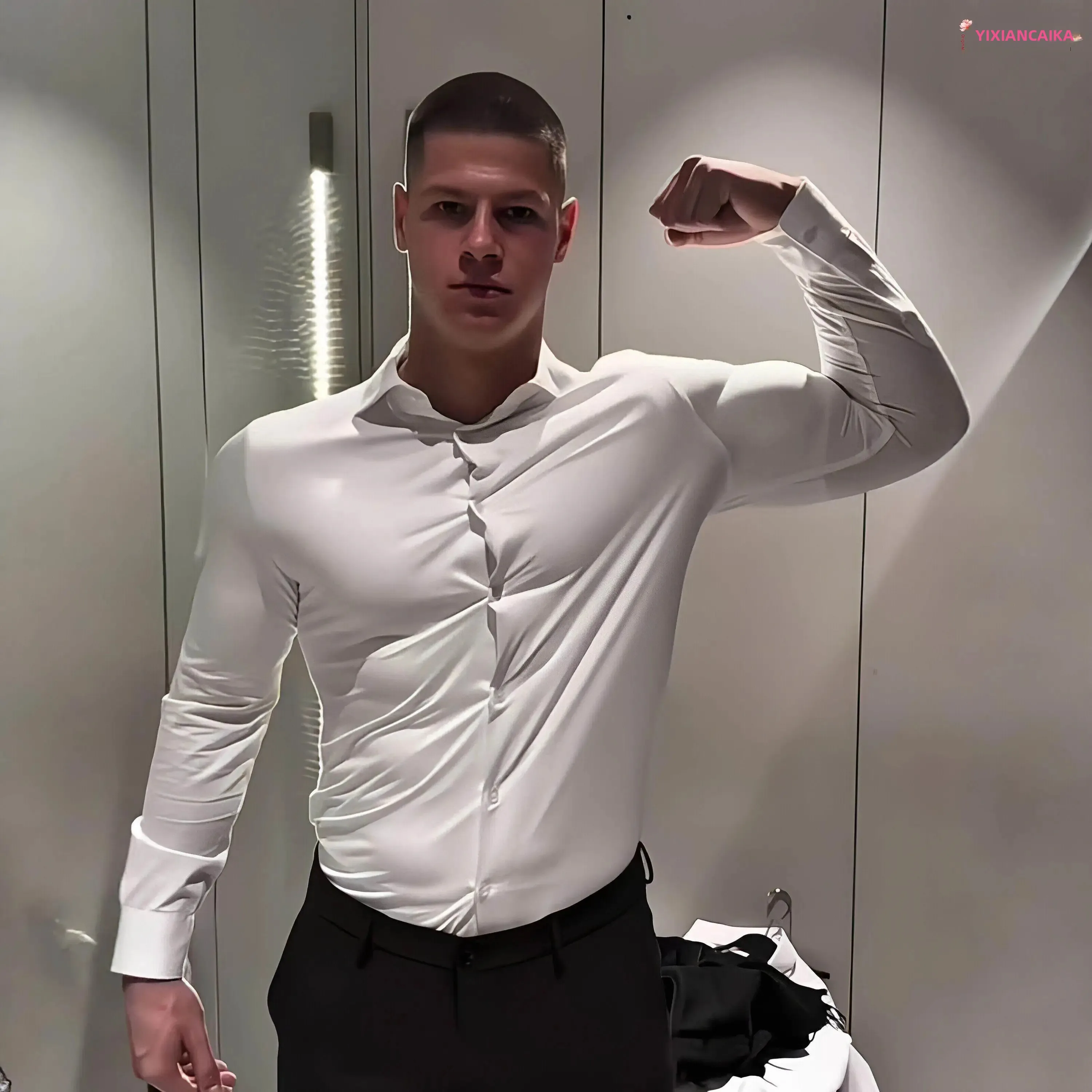 Men's Fitness Innerwear Short Sleeve T-Shirt Padded Shoulder Fake Muscle Seamless Shaping Underwear Youthful Vitality Style