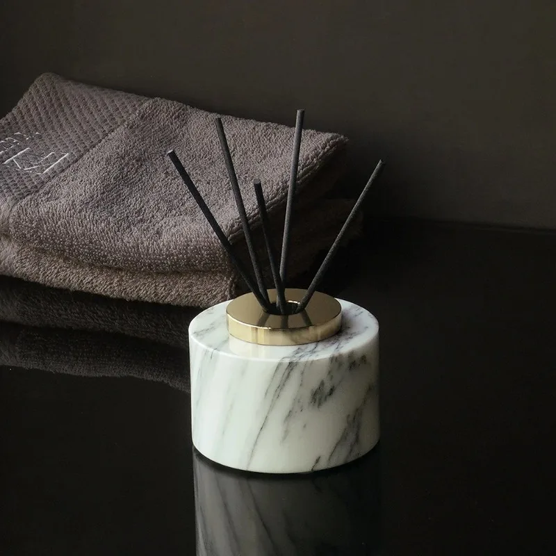 

White Arabescato Natural Marble Bathroom Set Soap Dispenser Cotton Swabs Jar Reed Diffuser Vanity Tray Bathroom Accessories