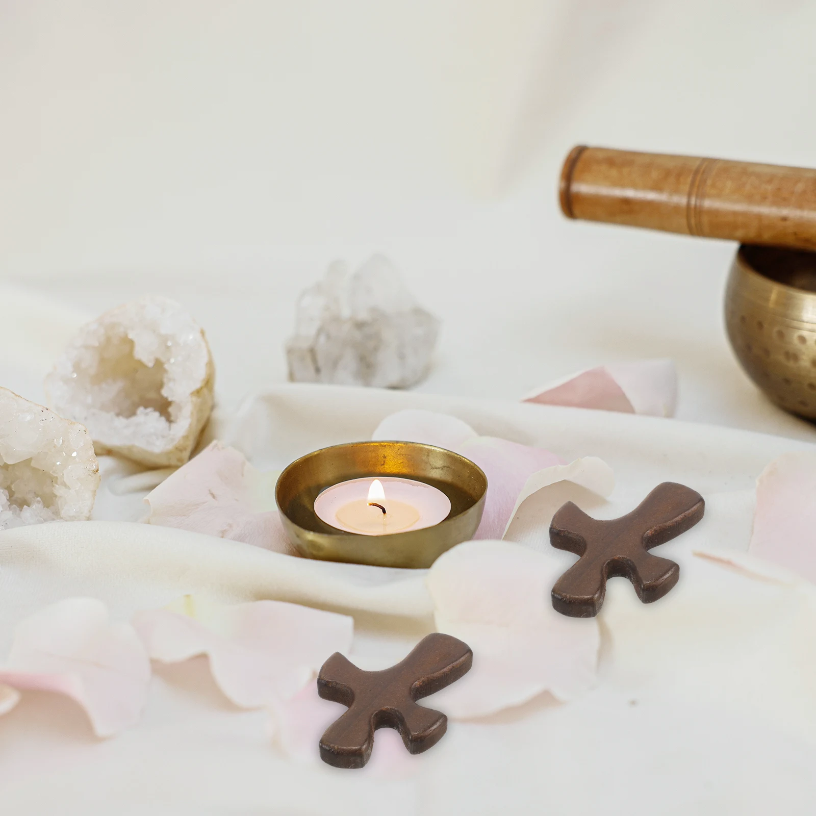 

6Pcs Wooden Cross Ornament Hand Held Small Cross Craft for Prayer Desk Decor Living Room Bedroom Hotel Decoration