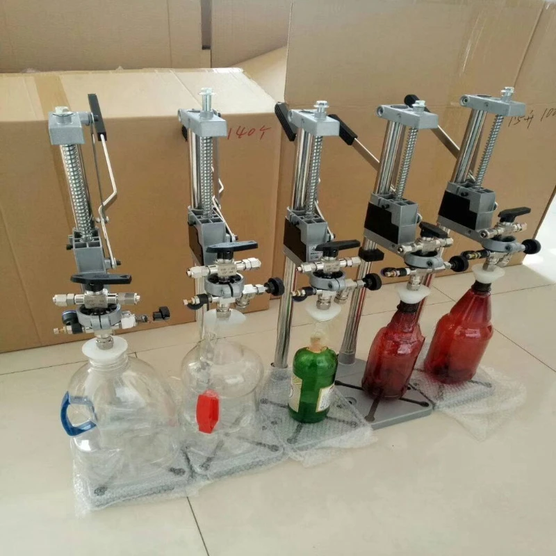 Universal isobaric filler can be used for various bottle self-brewing craft brewing isobaric filler