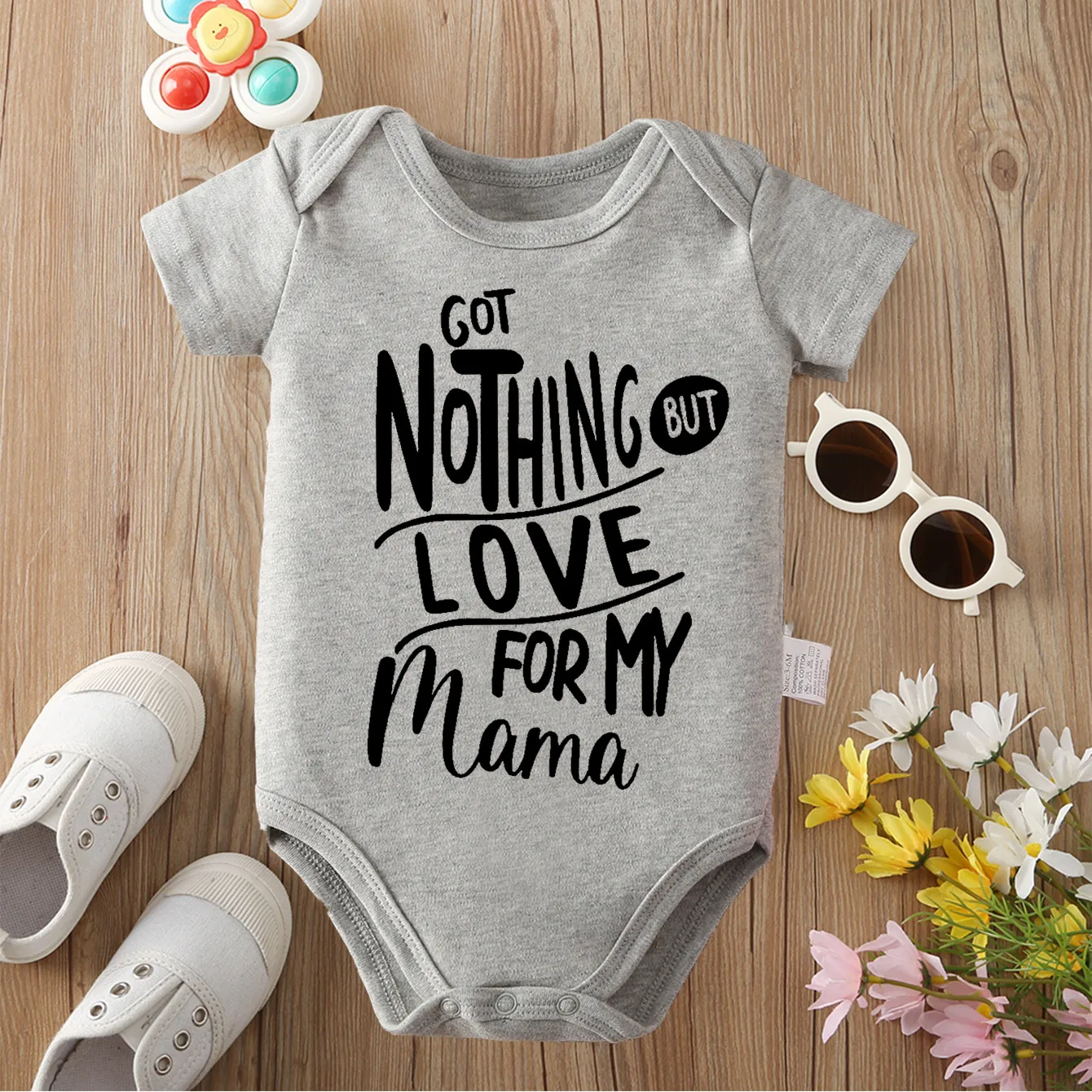 

Mom's Sweetheart Exquisite Print 100% Cotton Cloths Comfortable Onesie Bodysuit for Baby Jumpsuit for 0 To 12 Months Newborn