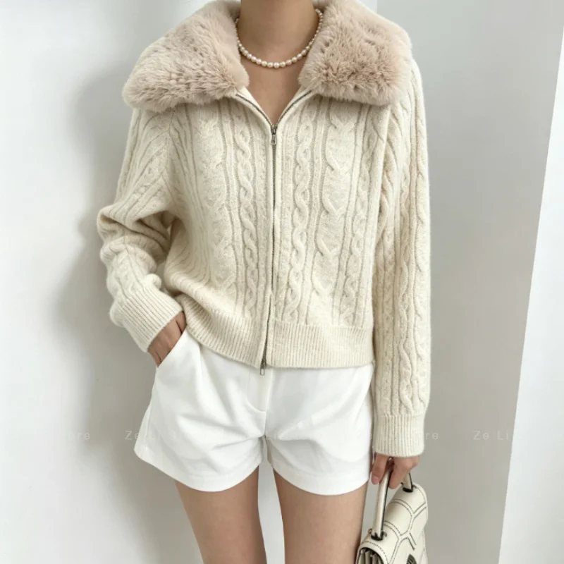 Korean Autumn and Winter Retro V-neck Twist Simple Lazy Loose Versatile Knitted Sweater Top Splicing Fur Collar