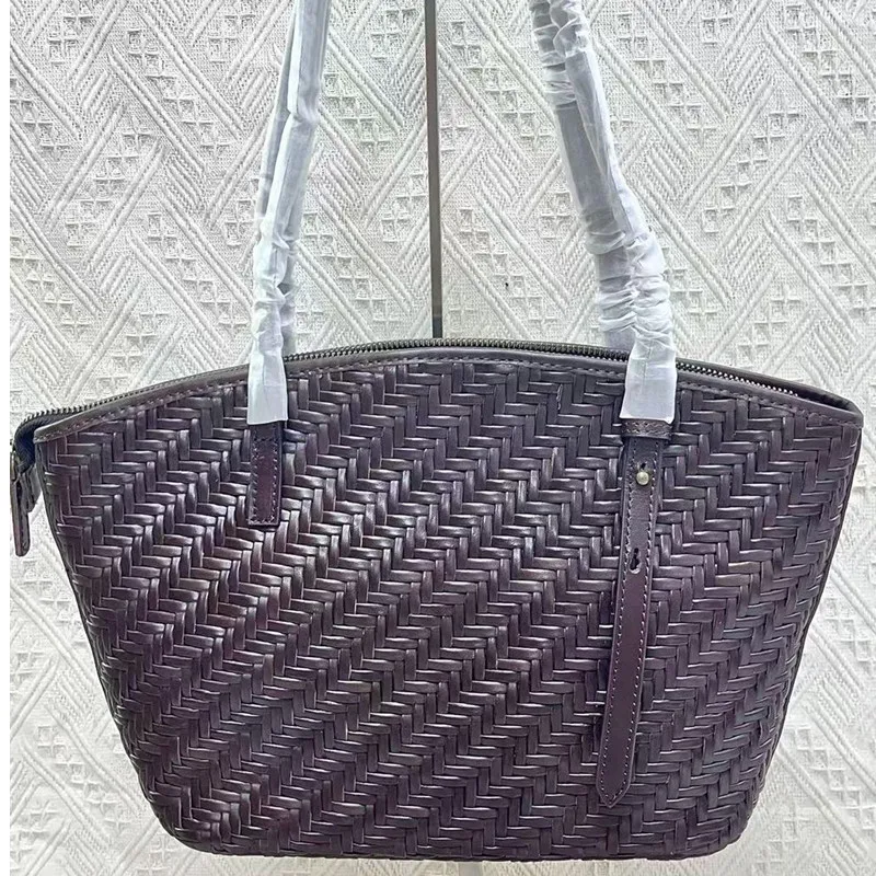 2026 New Fashion Large Capacity Basket Tote Bag Handheld Shoulder Bag Simple Luxury Weaving Design Leather Handbag for Daily Use