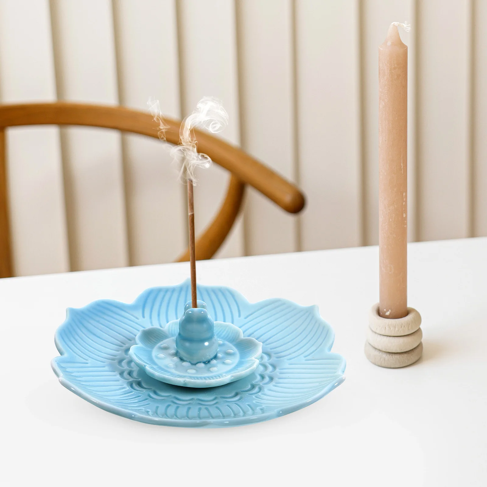 

Lotus Ceramic Incense Stick Holder Artistic Incense Burner Tray Stable Tabletop Censer for Home Spa Yoga Relaxation