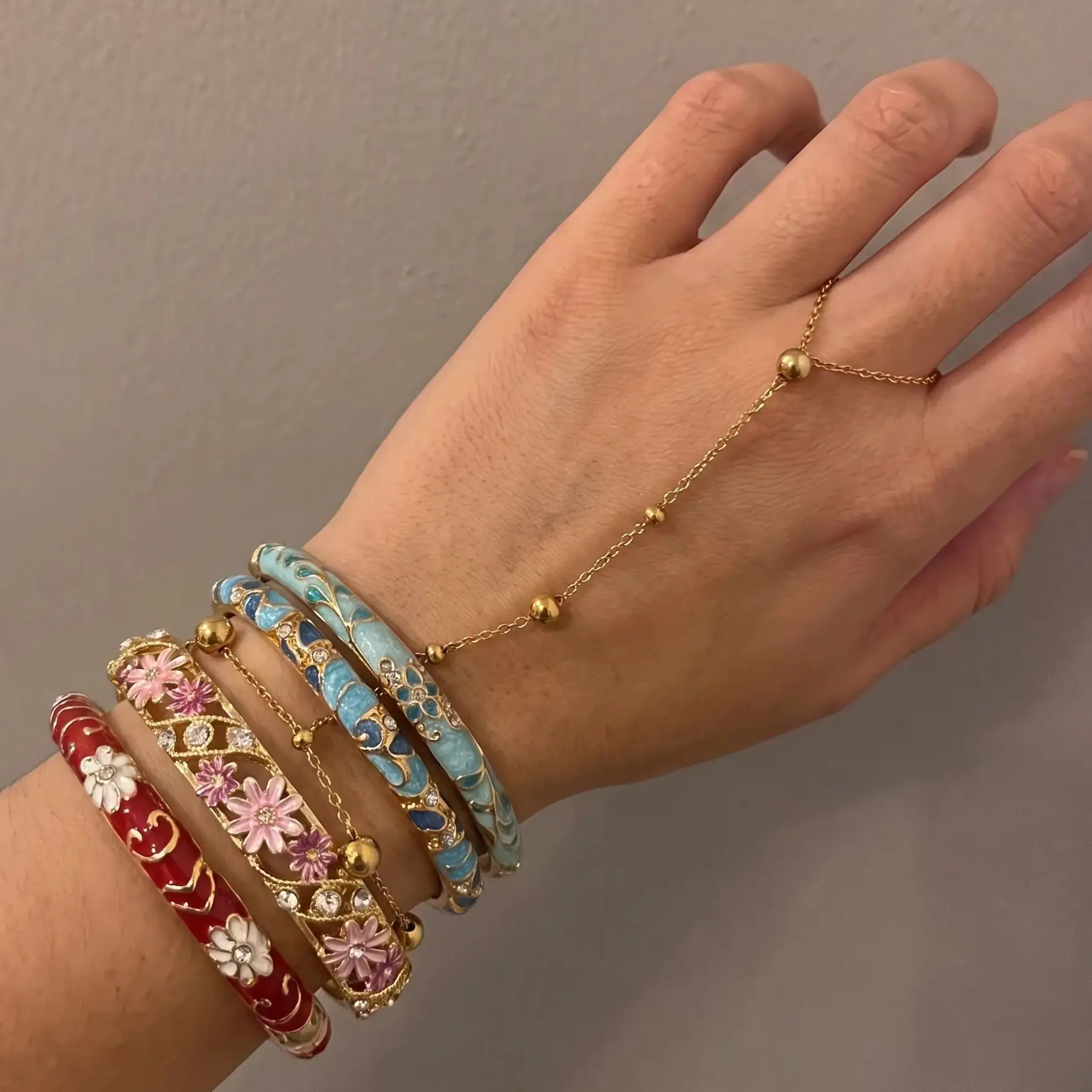 Fashion Enamel Flower Finger Chain Bracelet Set for Women Sweet Layered Rhinestone Hand Chain Jewelry Party Prom Gift