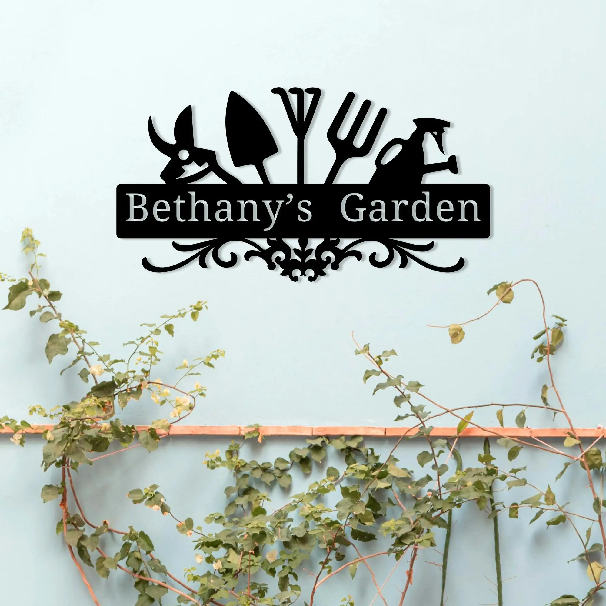 

Custom Garden Hanging Sign Personalized Garden Metal Name Sign Garden Wall Art Garden Decor Gardener Gift Greenhouse Decor