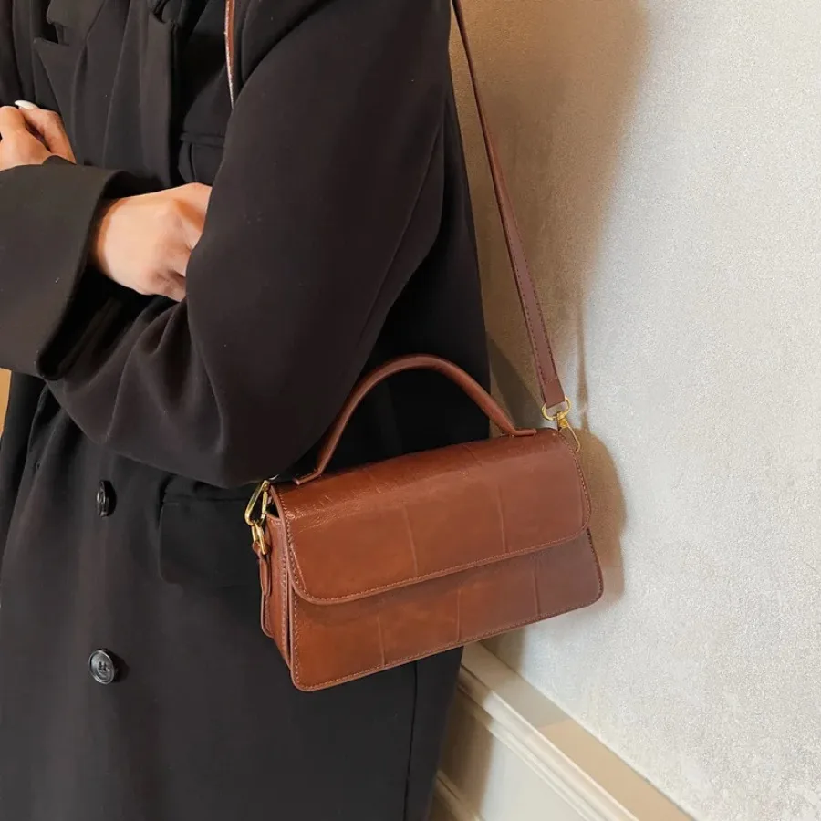 

Summer new fashion retro shoulder bag simple hundred matching crossbody women's bag senior sense of handheld small square bags