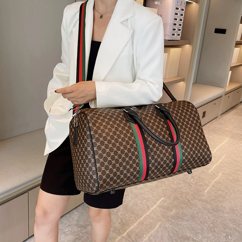 أزياء شعبية المرأة حقيبة سفر الاتجاه العلامة التجارية حقيبة كتف عادية سعة كبيرة تنوعا حقيبة قاعة رياضة مصمم حقيبة يد فاخرة