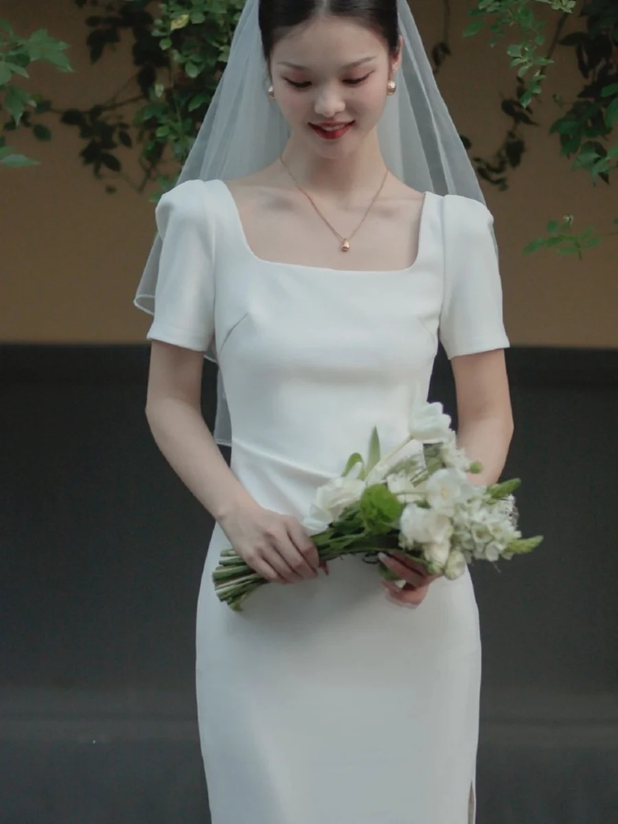 

Elegant White Wedding Dress Women's Summer Engagement Lightweight Dress Stately Atmosphere Long Sleeve Square Collar Gown