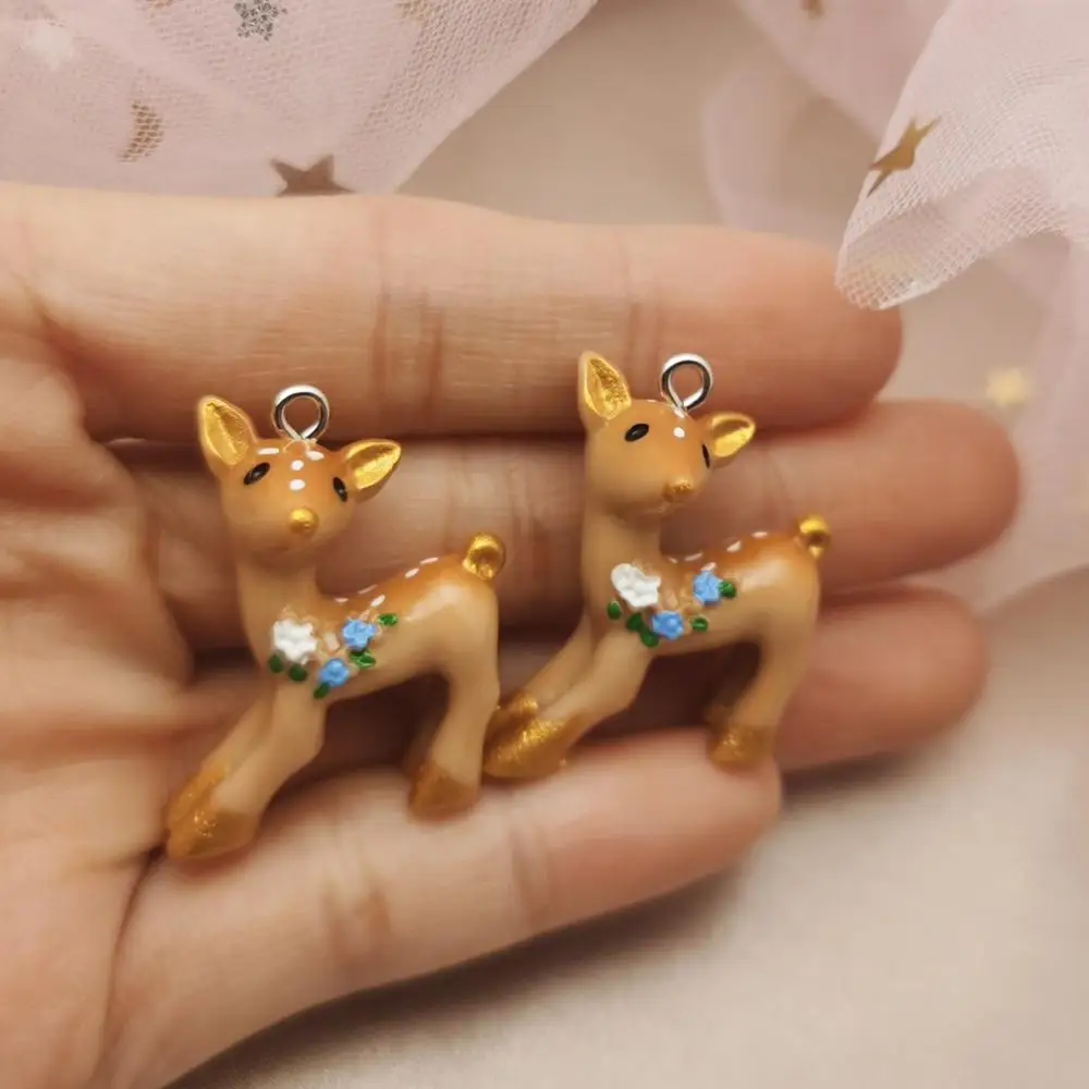 10pcs 3D Elk Deer Resin Charms Pendants Cute Flowers Deer Charm For DIY Jewelry Accessories Earring Keychain Finding Xmas Decor