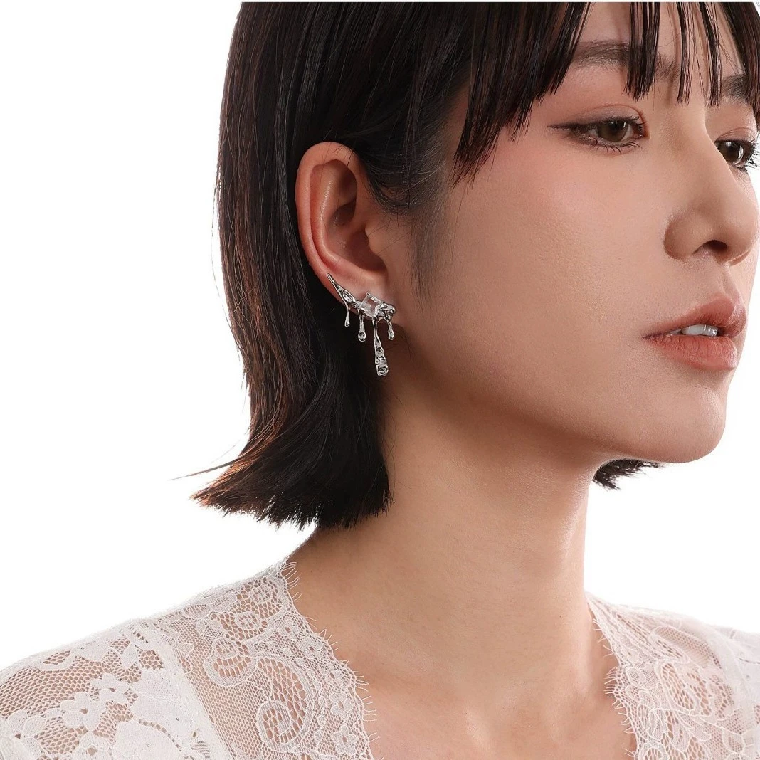XIYANIKE Irregular Metal Lava Droplet Rhinestone Stud Earrings For Women Fashion New Jewelry Gift серьги женские