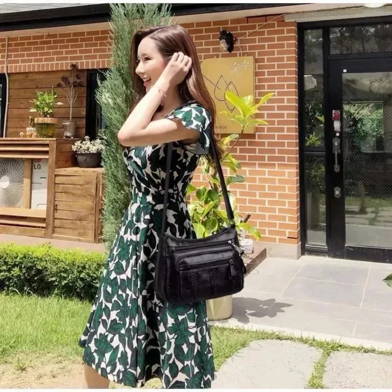 Thumbnail 4 - #17 Trending Square Bags Right Now