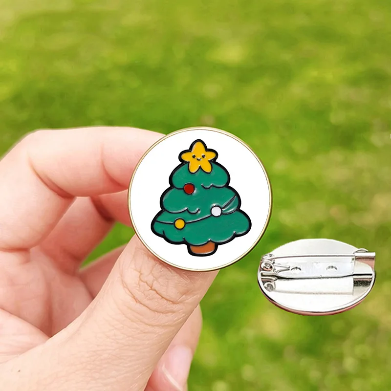 11 قطعة دبابيس عيد الميلاد 2024 لطيف سانتا كلوز الأيائل شجرة عيد الميلاد الغزلان الفن صور شارة بدبابيس معدنية للرجال والنساء