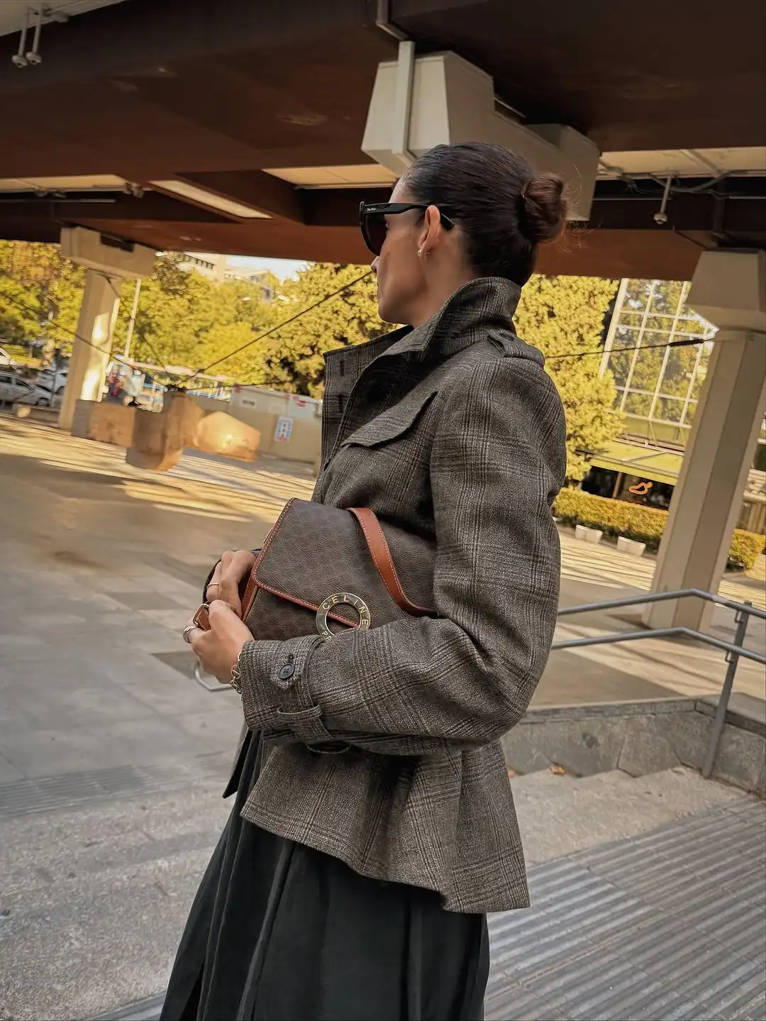 أنيقة منقوشة الخصر Cinching معطف المرأة موضة الوقوف طوق واحدة الصدر فضفاضة سترات قصيرة 2025 سيدة التنقل اليومي أبلى