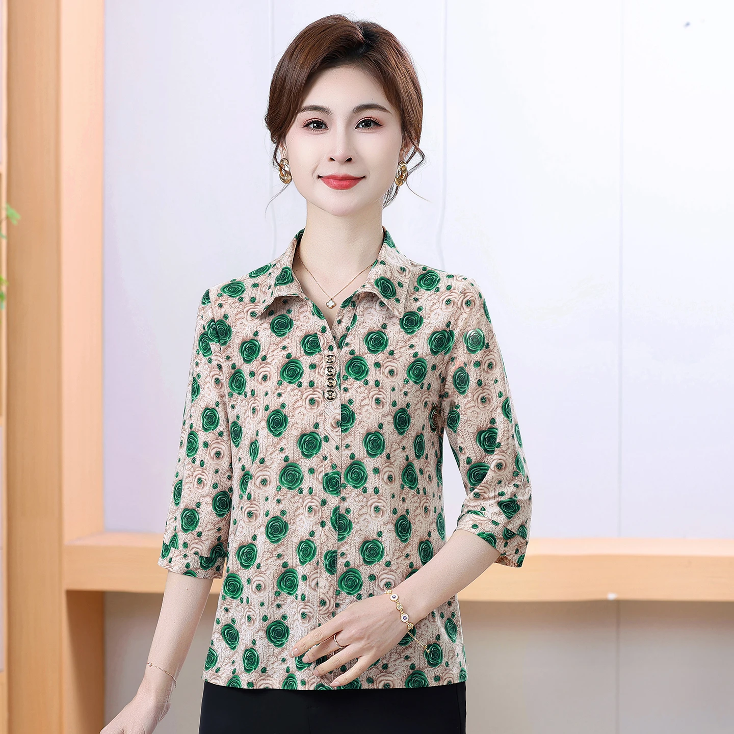 

Весенне-летняя новая футболка-пуловер с отложным воротником, принтом и рукавами три четверти, блузка-топ