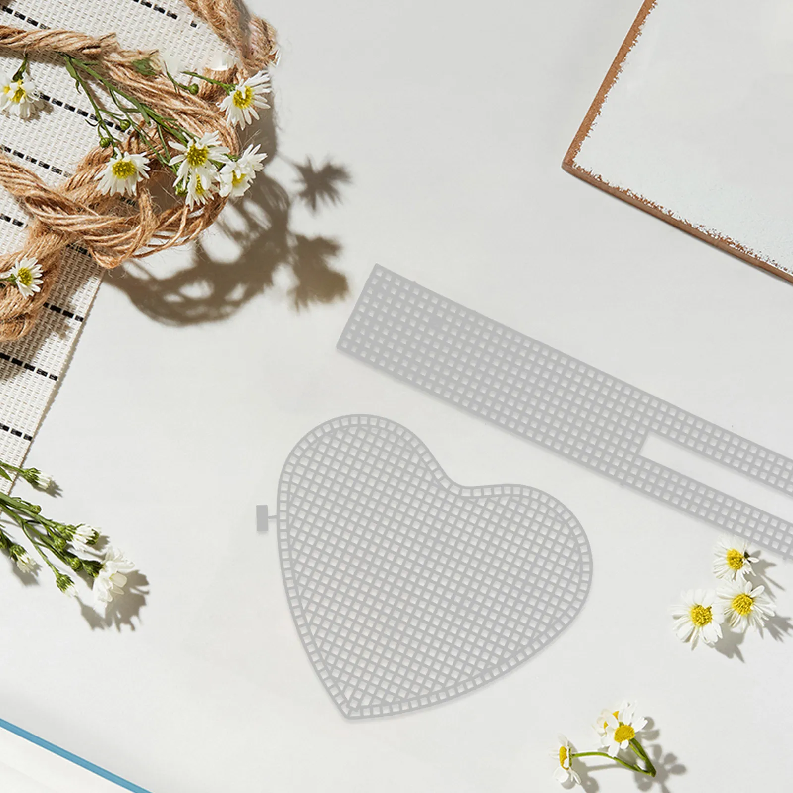 6Sets Crochet Bag Bases Heart Design Plastic Mesh Sheets White Stable Bottom Pads for Purse Making Handbag Accessories