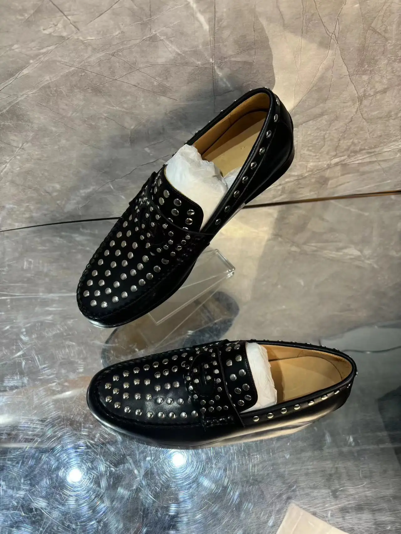 Men Fashion Silver Rivet Black Genuine Leather Single Shoes Round Toe Slip On Male Spring Autumn Anti Slip Single Shoes