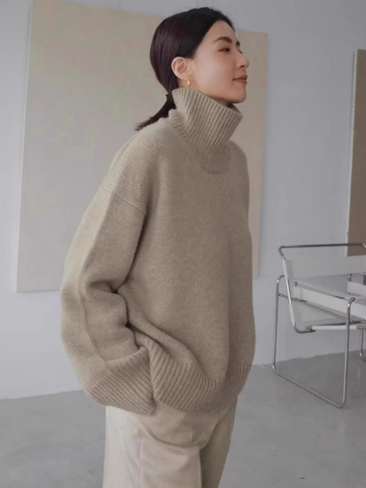 High-end soft waxy turtleneck 100% pure cashmere sweater women\'s lazy loose silhouette thickened sweater base wool sweater