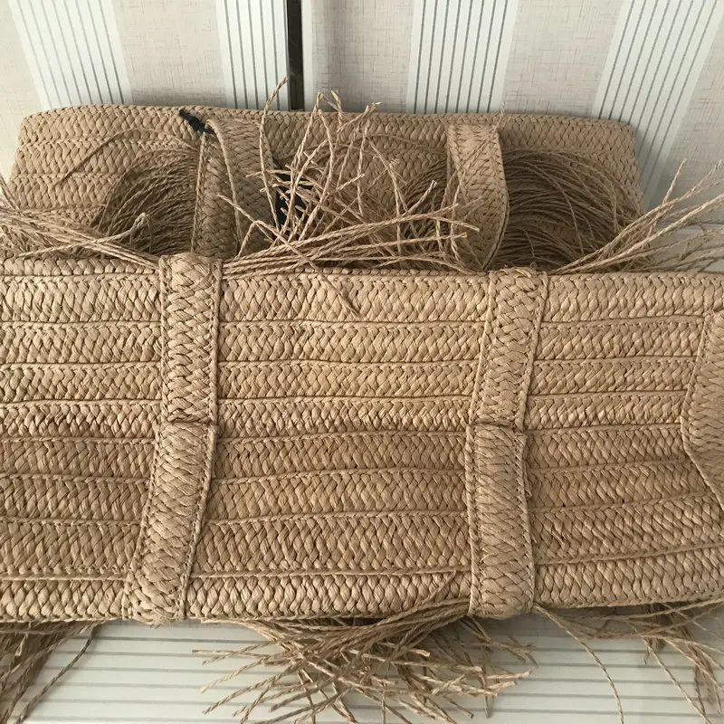 Tassel Grass Woven Bag for Women's Large Capacity Handmade Woven Handbag Pastoral Beach Vacation Shoulder Bag